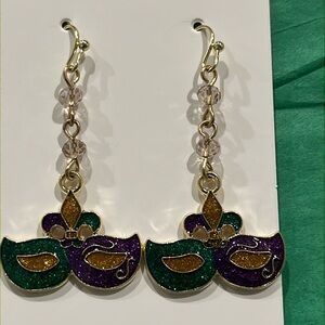🌻3/$15 Mardi Gras Charm Earrings-NWOT